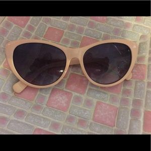 BESTEY JOHNSON sunglasses
